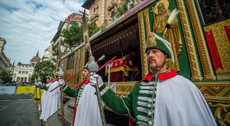 Hatalmas érdeklődés övezte az újjáépített Aranyvonatot