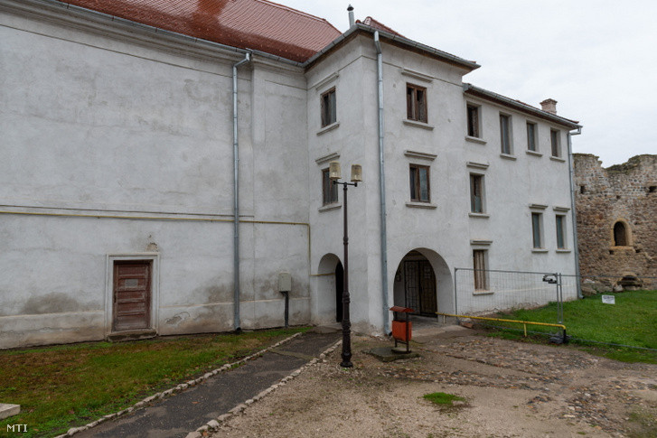 Visszaperelte a nagyenyedi Bethlen-kastélyt a református egyház