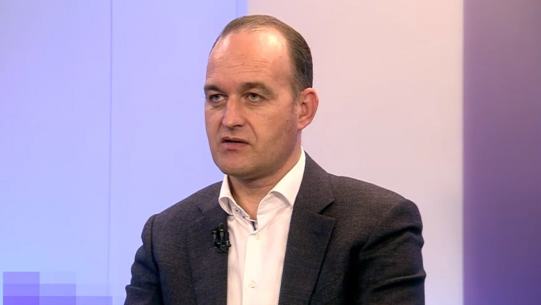 Lemond az európai projektekért és beruházásokért felelős miniszter is