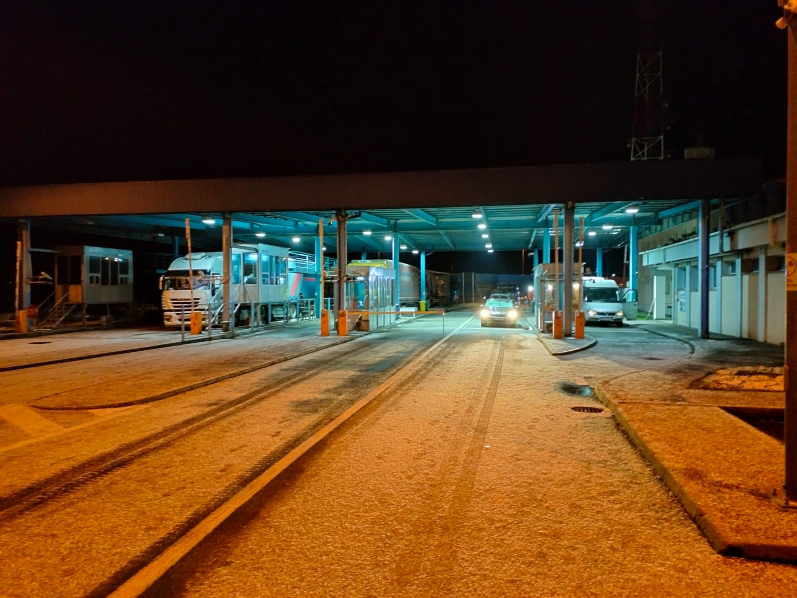 Áram nélkül maradt az ukrán-román határátkelőhely a Szatmár megyei Halminál