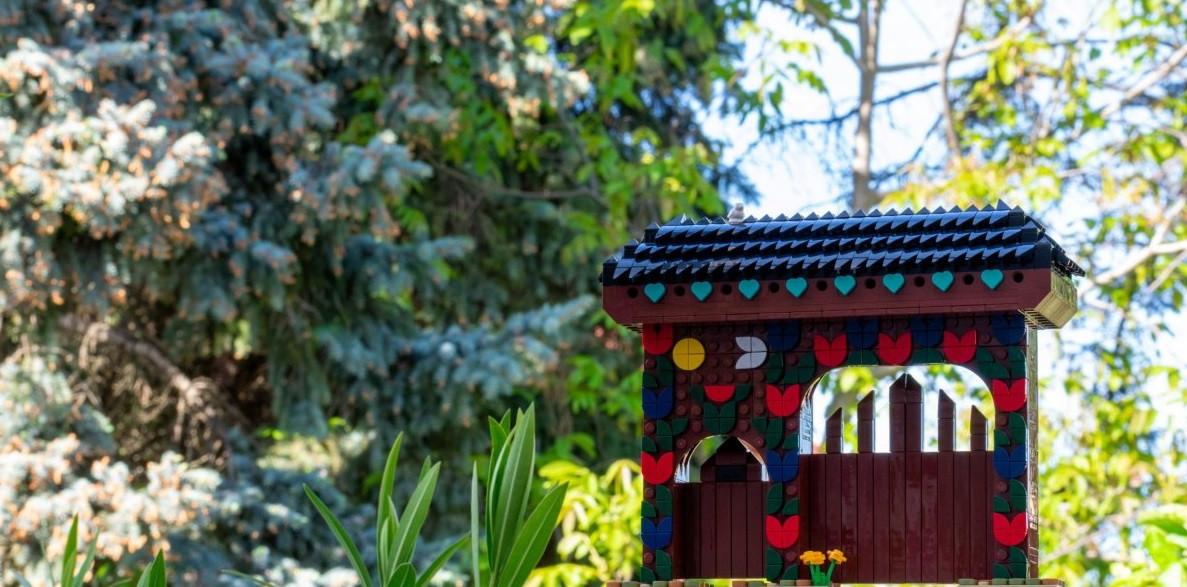 Tízezer virtuális támogatóra van szükség, hogy a LEGO hivatalos szettként adja ki a székelykaput