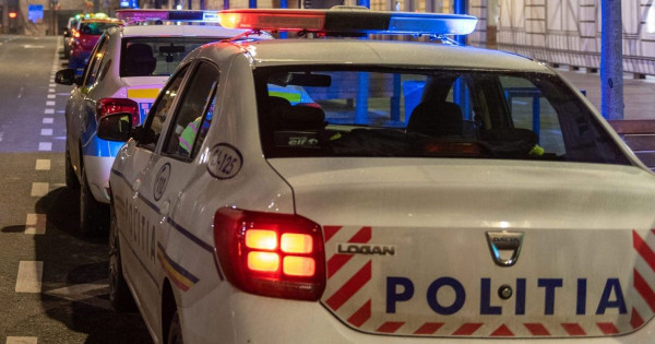 Udvarhelyszék: lopott autóval balesetező fiatalokat vettek őrizetbe a rendőrök