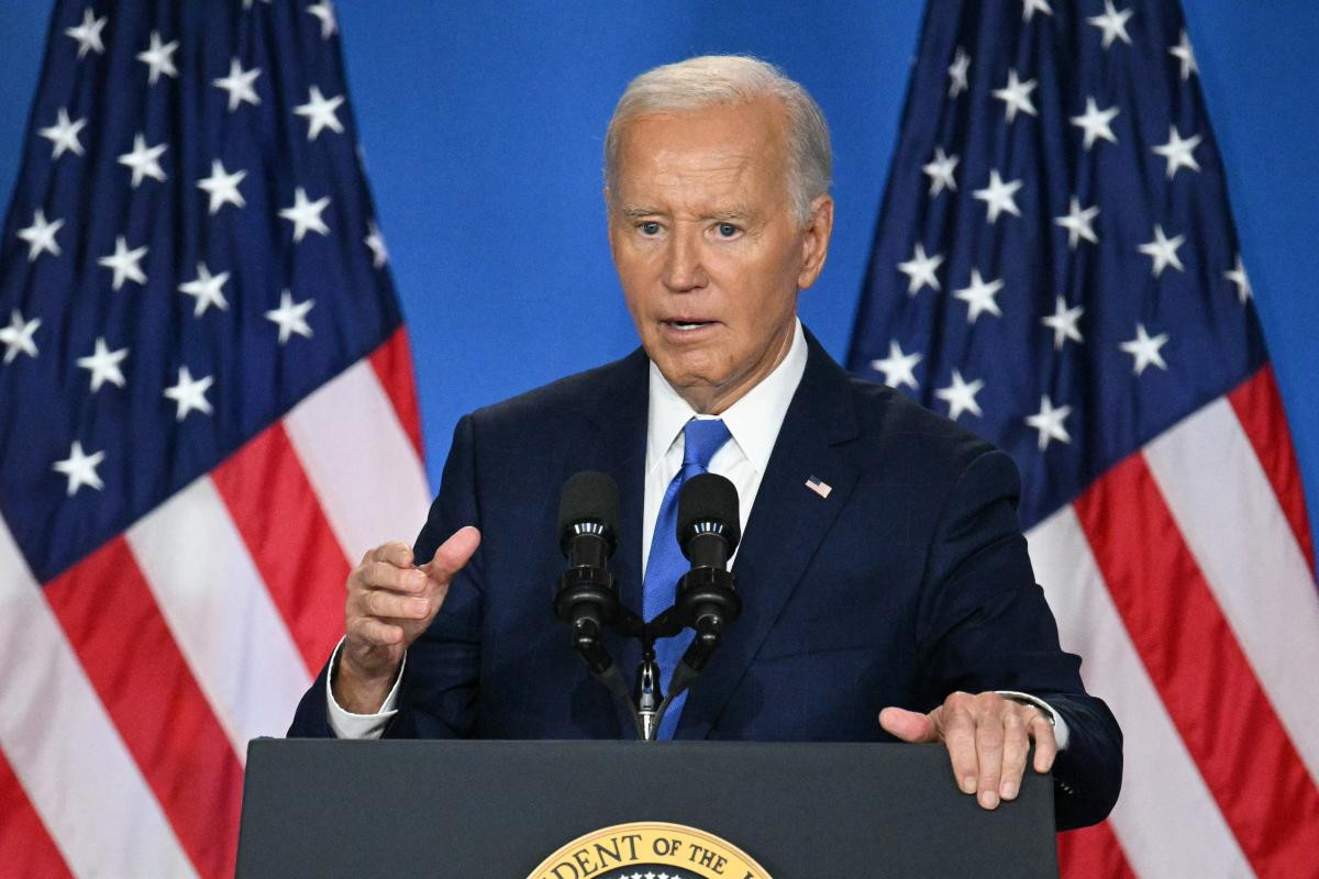 A generációváltás szükségességével magyarázta visszalépését Joe Biden