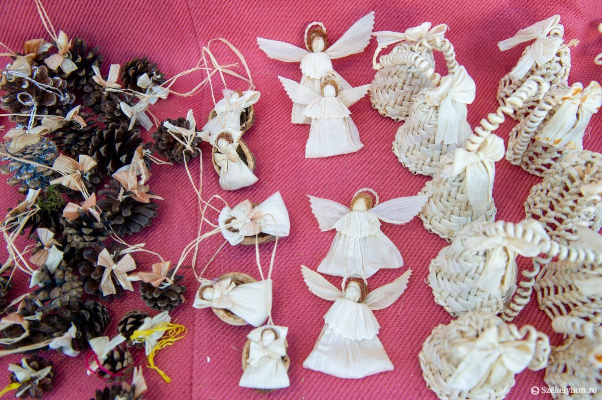 Adventi vásárra készülnek Szentegyházán, amelyre jelentkezhetnek a helyi kézművesek