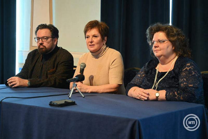 A Kulturális és Innovációs Minisztérium (KIM) partnerségbe hívja a Kárpát-medencei kulturális intézményeket