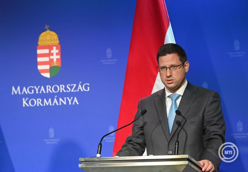 Gulyás Gergely: Brüsszel elrontotta, a béke helyett a háborút választotta