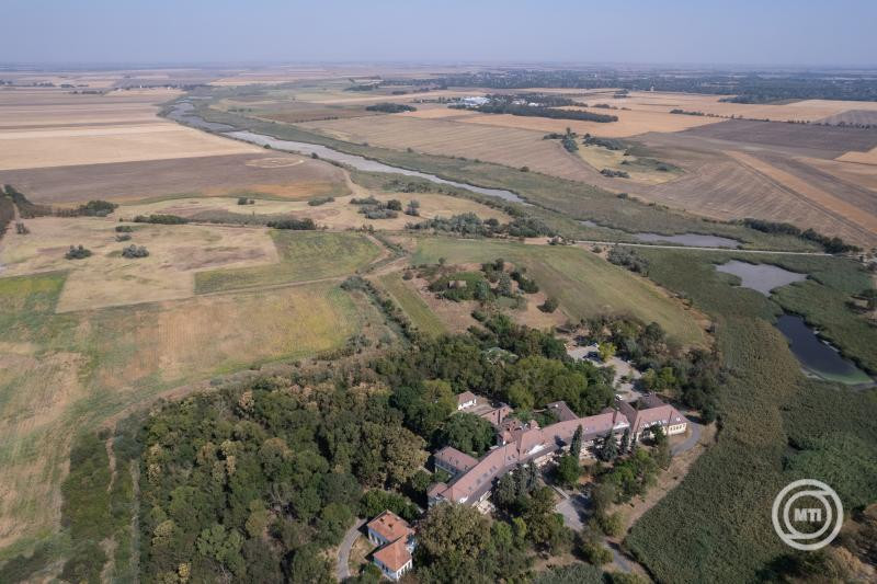 Ingyen biztosítja a magyar kormány a gazdáknak az öntözővizet