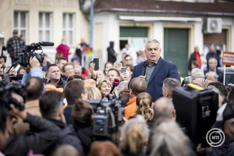Orbán Viktor: ki kell maradnunk a háborúból, a mai napon aláírásgyűjtést indítunk Brüsszel háborús tervei ellen